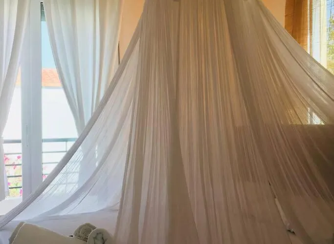 Hara's House 1 Tatil Evi Gerakini