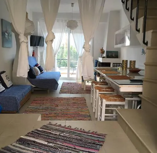 Hara's House 1 * Gerakini