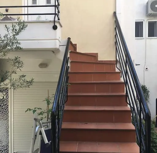 Hara's House 1 * 基拉奇尼